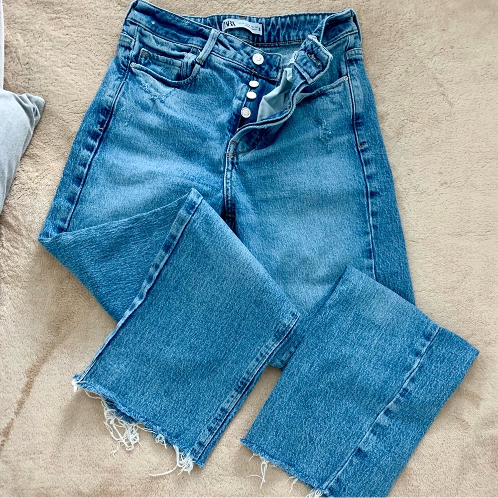 Zara Blue Jeans with Distressed Hem